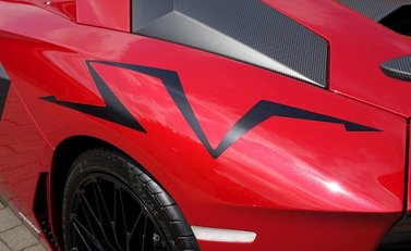 Lamborghini Aventador SV 12