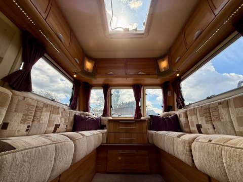 Bailey Unicorn Seville 13