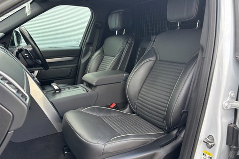 Land Rover Discovery D300 R-Dynamic HSE MHEV Panel Van 4