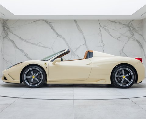 Ferrari 458 Speciale Aperta