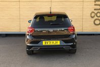 Volkswagen Polo R-LINE TSI 6