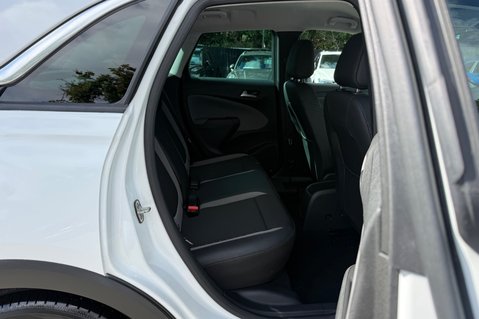 Vauxhall Crossland X ELITE - TWO OWNERS - CAMBELT CHANGED - NEW MOT  15
