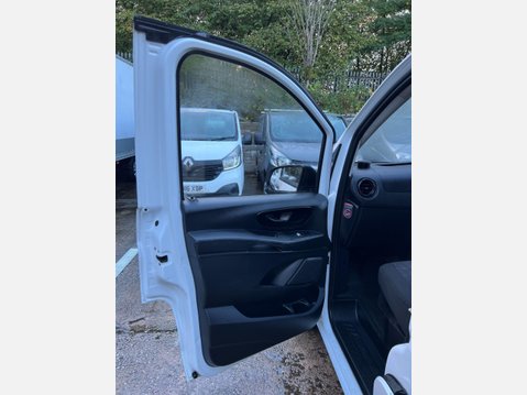 Mercedes-Benz Vito 1.6 111 CDI FWD L2 Euro 6 6dr 25