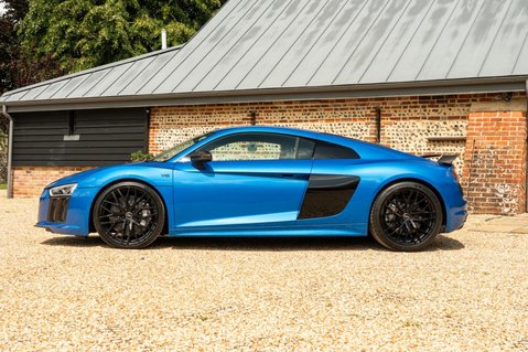 Audi R8 5.2 FSI V10 Plus S Tronic quattro Euro 6 (s/s) 2dr 5