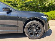 Jaguar F-Pace 2.0 D200 MHEV R-Dynamic HSE Black Auto AWD Euro 6 (s/s) 5dr 73