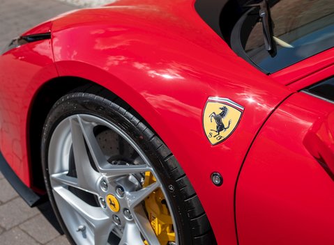 Ferrari F8 Tributo 29