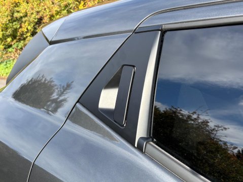 Suzuki e Vitara 61kWh Motion Auto 5dr 17