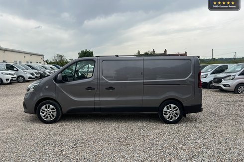 Renault Trafic LWB L2H1 Low Roof Leader 305 Air Con Alloys Sensors Cam EURO 6 NO VAT