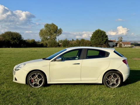 Alfa Romeo Giulietta JTDM-2 VELOCE Part Exchange to Clear 5