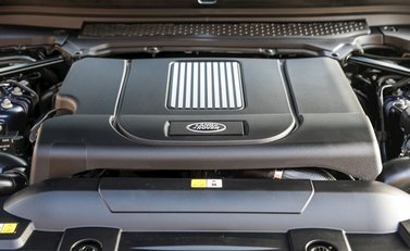 Land Rover Range Rover 4.4 SDV8 Autobiography 32