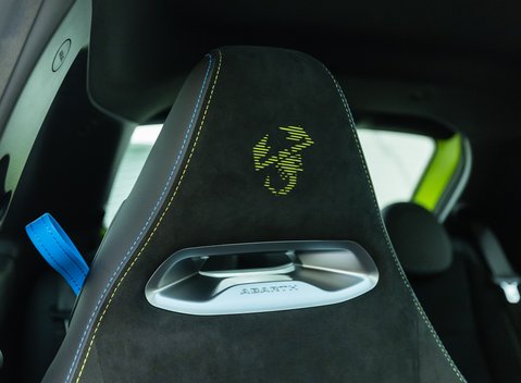 Abarth 500e Scorpionissima 15