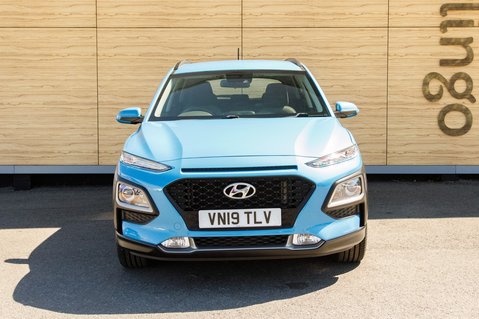 Hyundai KONA SE 5