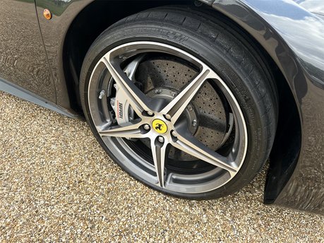 Ferrari 458 SPIDER DCT 48