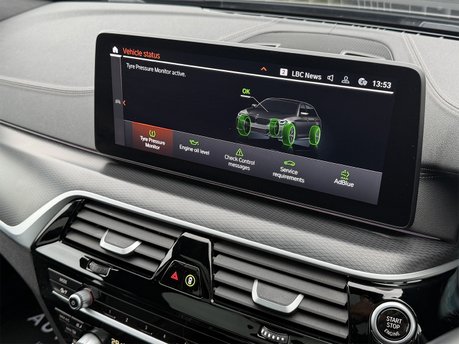 BMW 5 Series 520D M SPORT TOURING MHEV 68