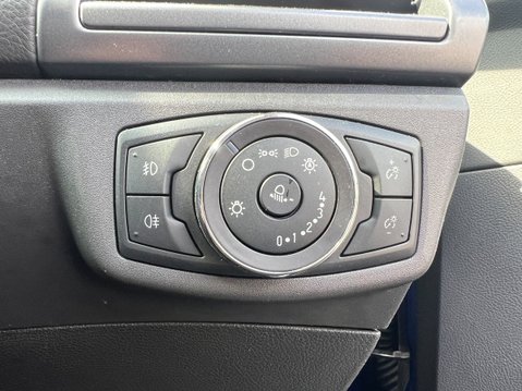 Ford Mondeo 1.5 TDCi ECOnetic Titanium Hatchback 5dr Diesel Manual Euro 6 (s/s) (120 ps 24