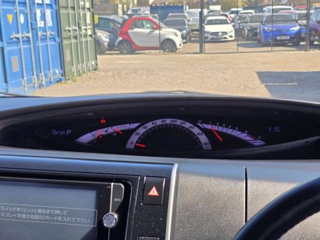 Toyota Estima Auto+Petrol+LowMiles+7Seater 58