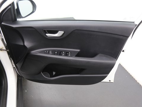 Kia Stonic 1.0 T-GDi 2 Euro 6 (s/s) 5dr 19