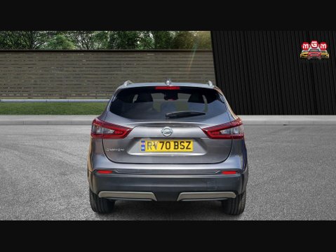 Nissan Qashqai DIG-T TEKNA DCT 8