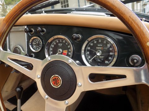 MG MGA 1600 MK1 ROADSTER 3