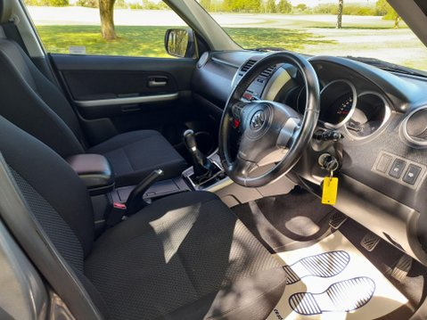 Suzuki Grand Vitara 2.4 VVT SZ4 4WD Euro 4 5dr 21