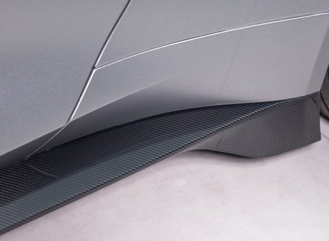 Aston Martin Vanquish V12 39