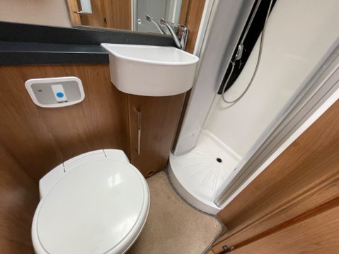 Auto-Trail Tracker RB *** SOLD *** 33