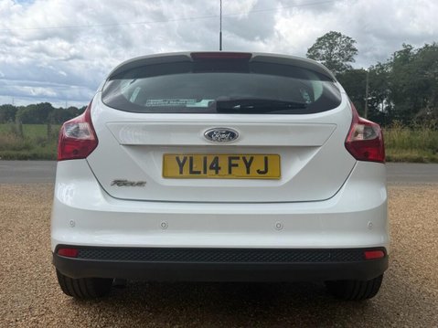 Ford Focus 1.6 TDCi Titanium Navigator Hatchback 5dr Diesel Manual Euro 5 (s/s) (115 p 6