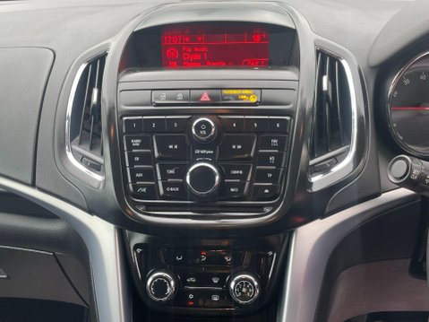 Vauxhall Zafira 1.4i Turbo Design Euro 6 5dr 23