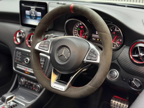 Mercedes-Benz A Class 2.0 A45 AMG SpdS DCT 4MATIC Euro 6 (s/s) 5dr 33