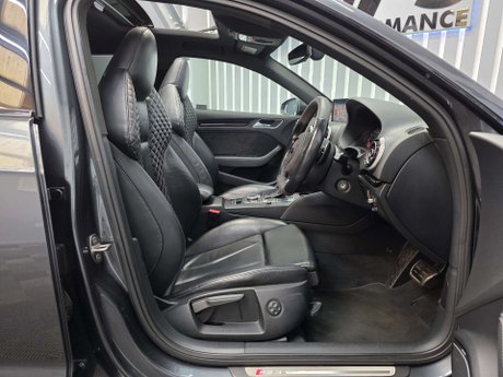 Audi RS3 2.5 TFSI Sportback 5dr Petrol S Tronic quattro Euro 6 (s/s) (367 ps) 34