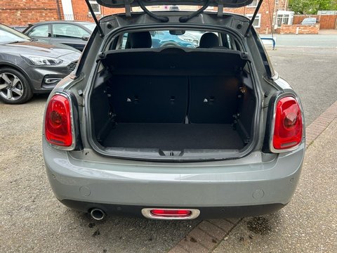 Mini Hatch COOPER 10
