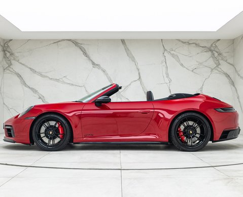 Porsche 911 Carrera GTS Cabriolet (992) 