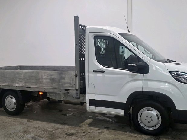 Maxus Deliver 9 MAXUS DELIVER 9 DIESEL 2.0 D20 150 Dropside 3