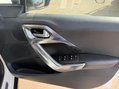 Peugeot 2008 1.6 e-HDi Feline Euro 5 (s/s) 5dr (Mistral) 27