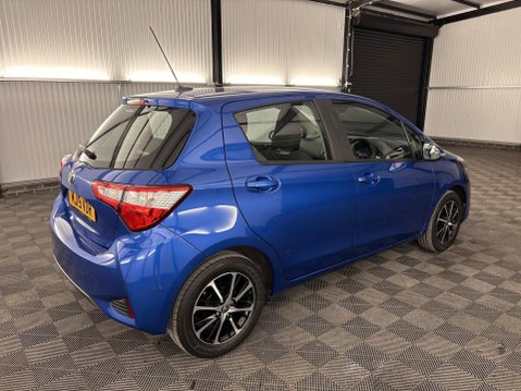 Toyota Yaris 1.5 VVT-i Icon Tech Euro 6 5dr 51