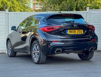 Infiniti Q30 1.6T Premium InTouch Hatchback 5dr Petrol Manual Euro 6 (s/s) (122 ps) 8