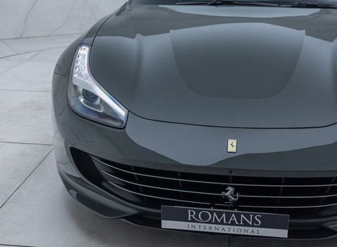 Ferrari GTC4 Lusso V12 TAILOR MADE 43