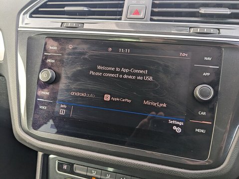 Volkswagen Tiguan SE NAV TDI BMT 23