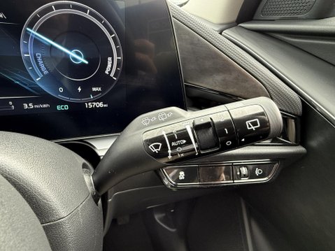 Kia Niro 64.8kWh 3 SUV 5dr Electric Auto (201 bhp) 29