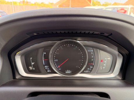 Volvo XC60 2.4 D5 SE Lux Nav Auto AWD Euro 6 (s/s) 5dr 16