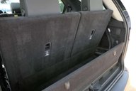 Land Rover Discovery TD6 HSE 37