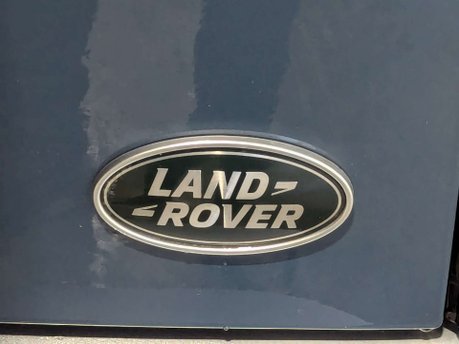 Land Rover Defender 2.0 Defender S D Auto 4WD 5dr 39