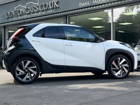 Toyota Aygo X VVT-I EDGE 31