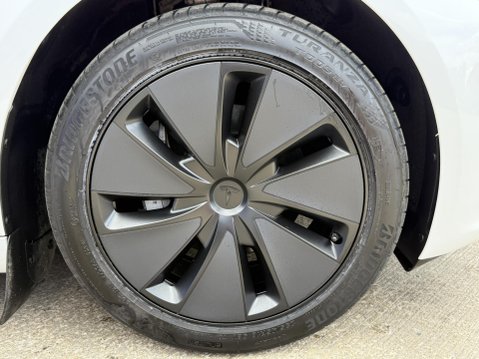 Tesla Model 3 Saloon 4dr Electric Auto RWD (208 ps) 14