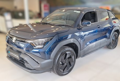 Suzuki e Vitara Motion 61kWh electric 2WD