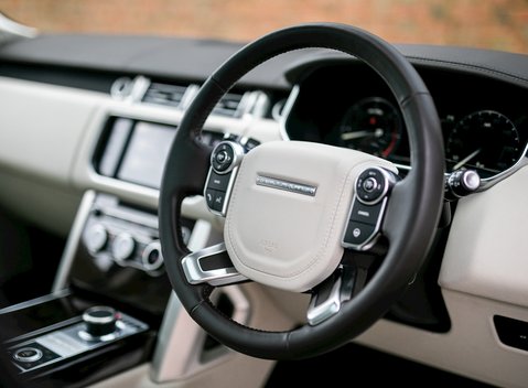 Land Rover Range Rover 3.0 TDV6 Vogue SE 11