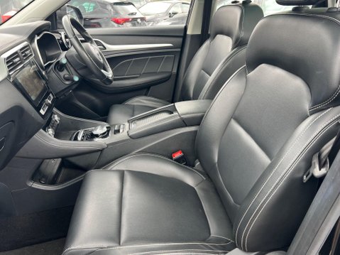 MG ZS 44.5kWh Exclusive Auto 5dr 25