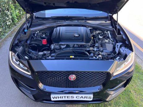 Jaguar F-Pace 2.0 D180 R-Sport Auto AWD Euro 6 (s/s) 5dr 35