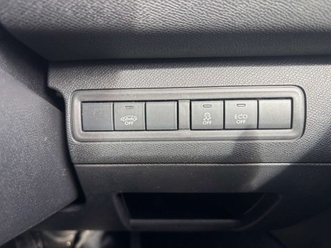 Peugeot 308 1.6 308 GTi by Peugeot Sport THP S/S 5dr 29