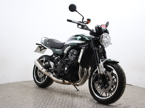 Kawasaki Z900RS ZR 900 KNSBB 3